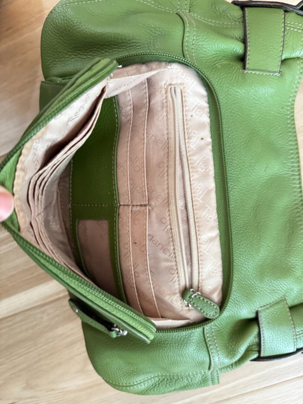 Tignanello Green Pebbled Leather Shoulder Bag Buckle Hobo Purse - Picture 4 of 9